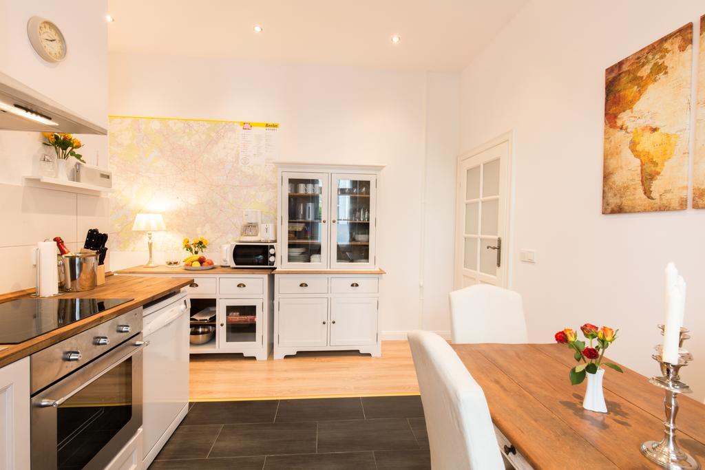 Fritz By Rockchair Apartments L Superhost Status L 3 Bedrooms Boxspringbeds 2 Bathrooms 2 Kitchen - Cozy Family & Business Flair Welcomes You! Berlijn Buitenkant foto